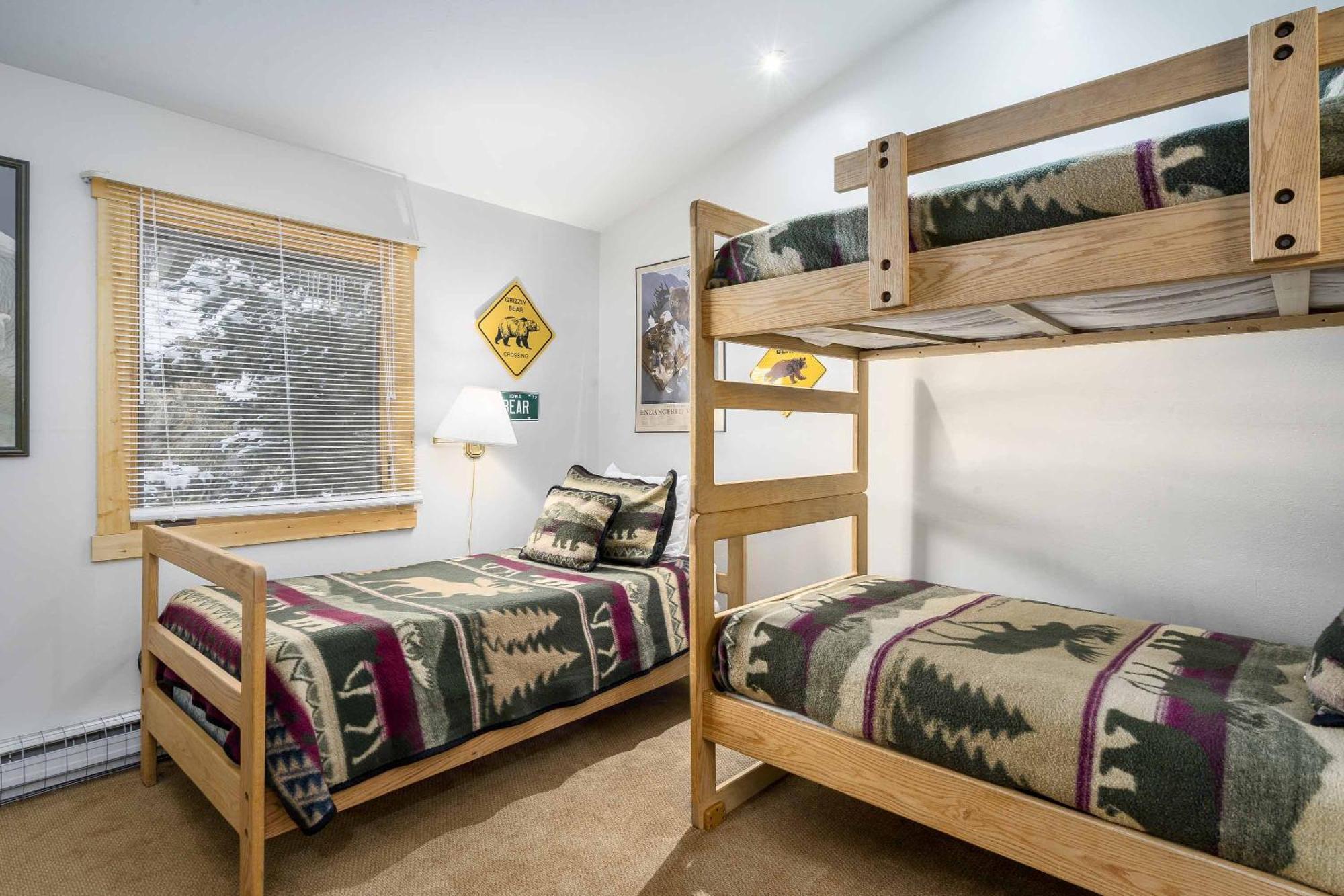 Yampa View Villa Steamboat Springs Room photo